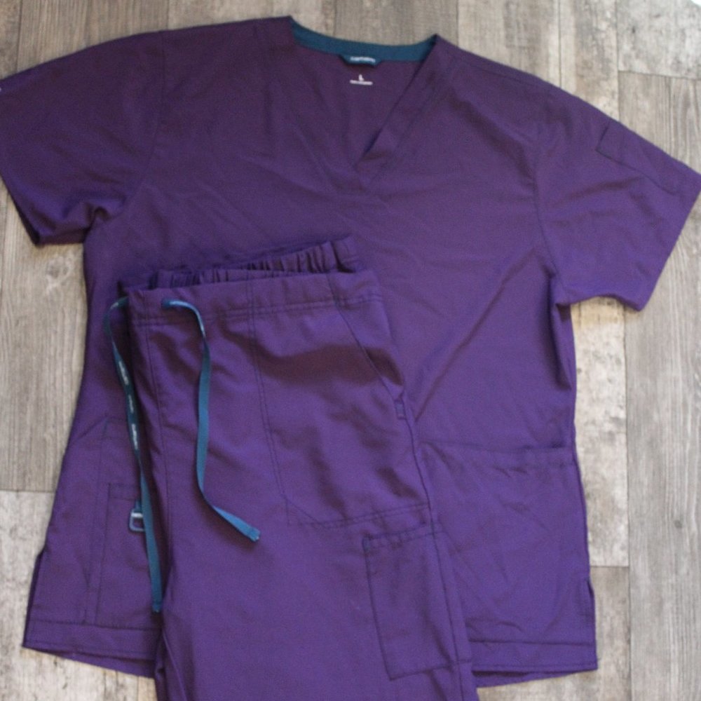Carhartt Scrub Set (L Top + XL Bottom)
